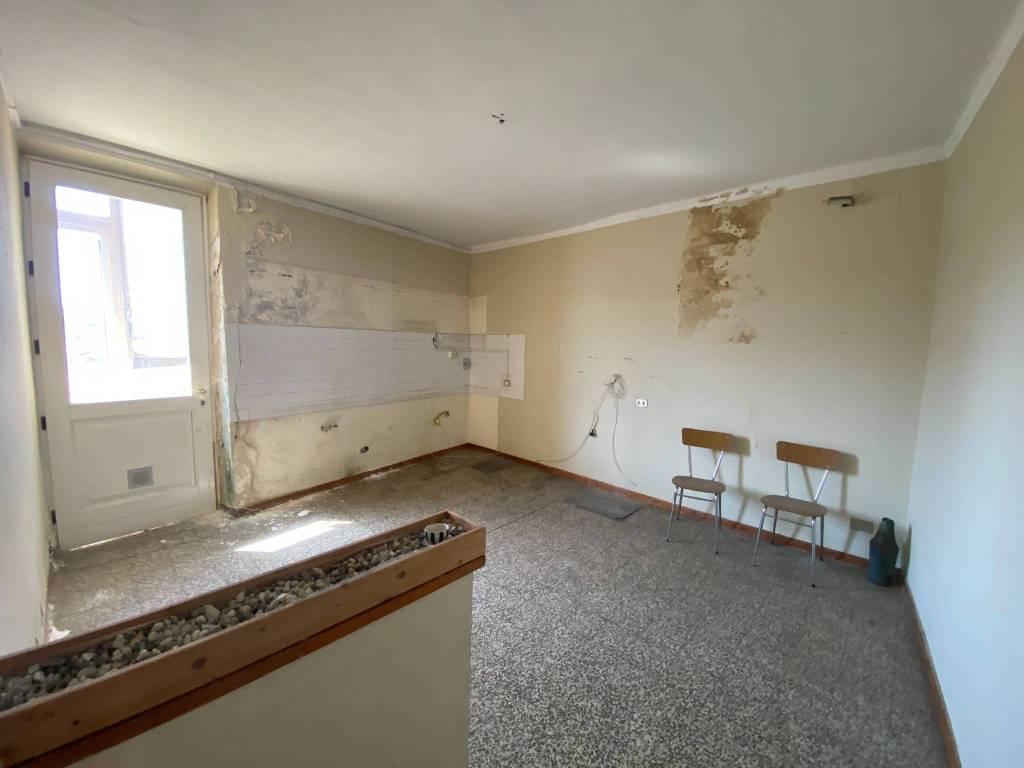 appartamento in vendita a Lucca in zona zona San Filippo