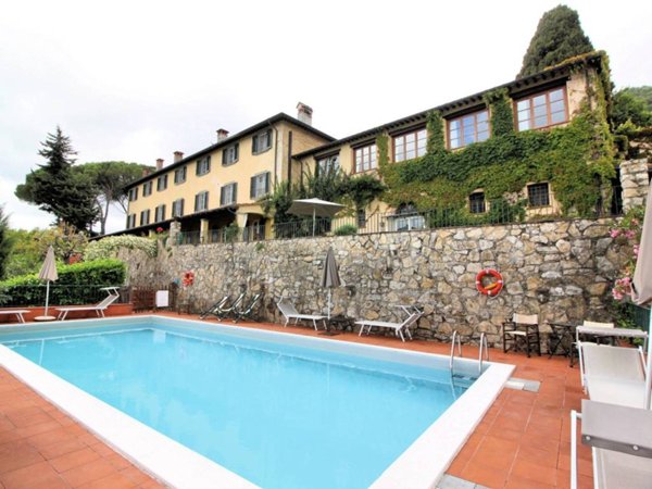 villa in vendita a Lucca in zona Monte San Quirico