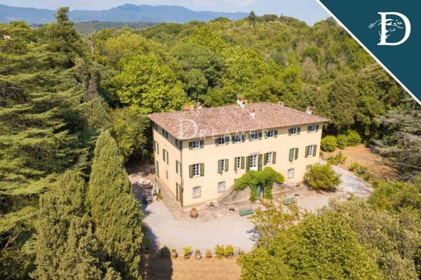 villa in vendita a Lucca in zona Monte San Quirico