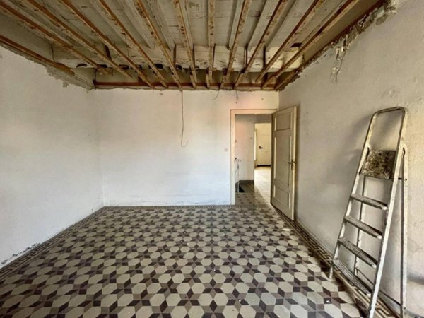casa indipendente in vendita a Lucca in zona Ponte San Pietro