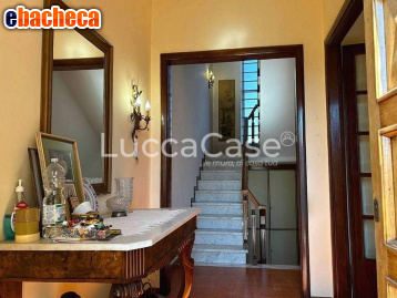 casa indipendente in vendita a Lucca in zona zona Antraccoli