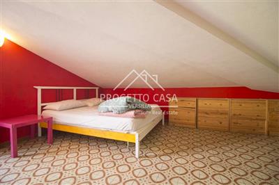 casa indipendente in vendita a Lucca in zona Torre