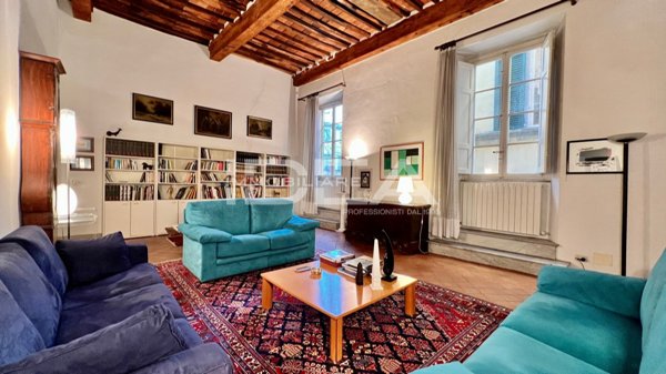appartamento in vendita a Lucca in zona Centro Città