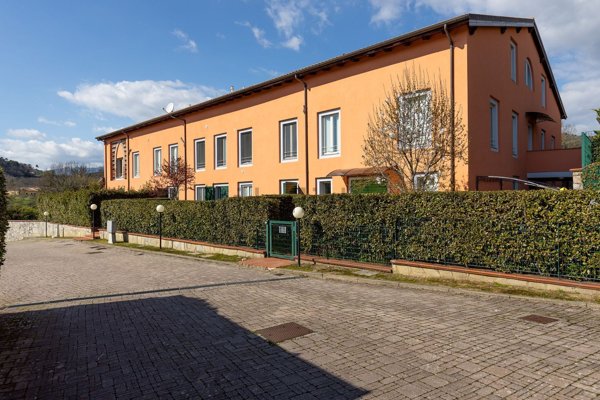 appartamento in vendita a Lucca in zona Monte San Quirico
