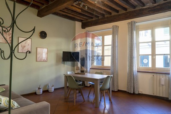 appartamento in vendita a Lucca in zona Centro Città