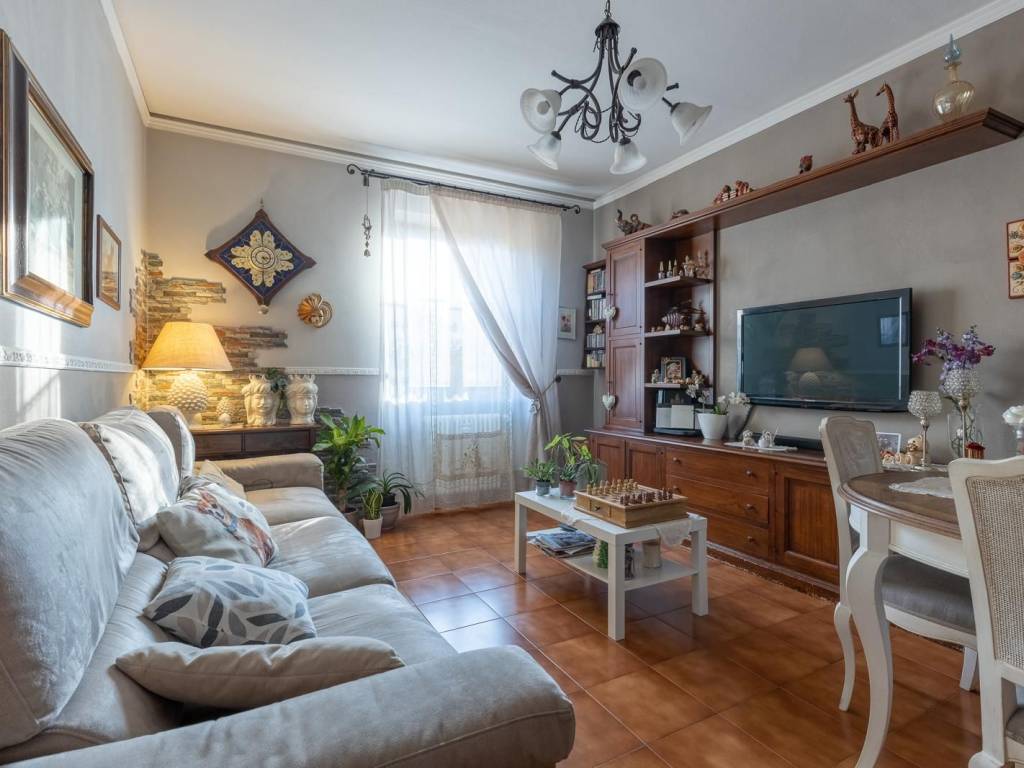 appartamento in vendita a Lucca in zona Pontetetto