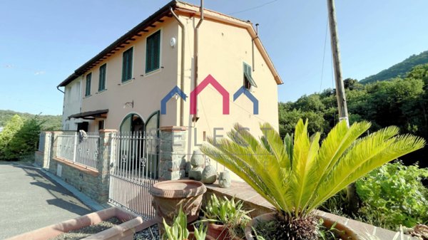 casa indipendente in vendita a Lucca in zona Ponte a Moriano