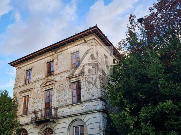 casa indipendente in vendita a Lucca in zona Sant'Anna