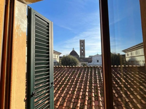 appartamento in vendita a Lucca in zona Centro Città
