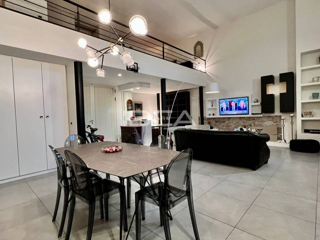 appartamento in vendita a Lucca in zona Centro Città