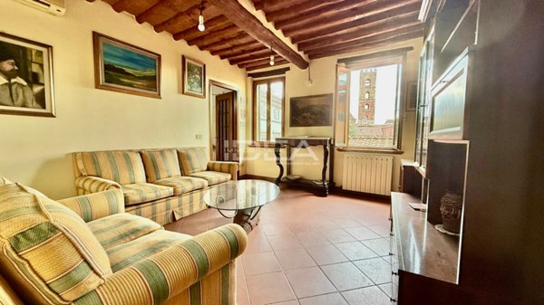 appartamento in vendita a Lucca in zona Centro Città