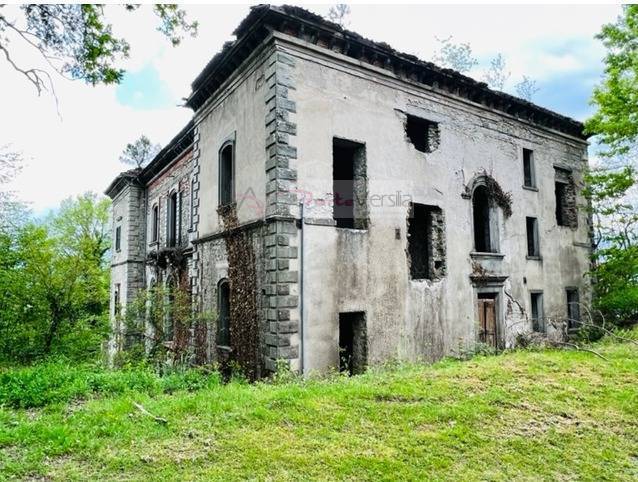 villa in vendita a Lucca