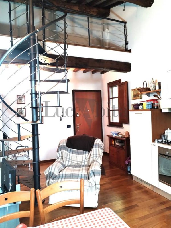 casa indipendente in vendita a Lucca in zona San Cassiano a Vico