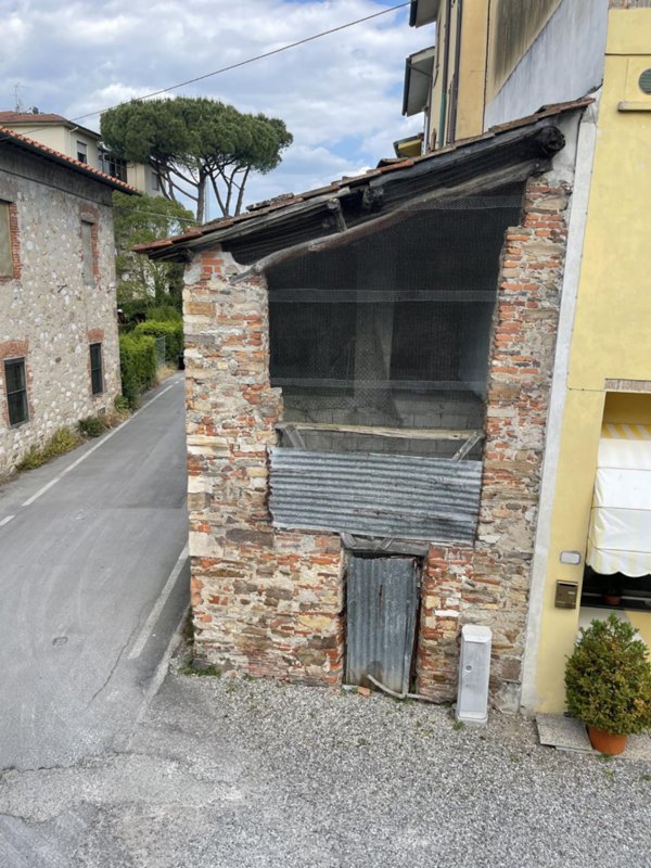 casa indipendente in vendita a Lucca in zona Sant'Anna