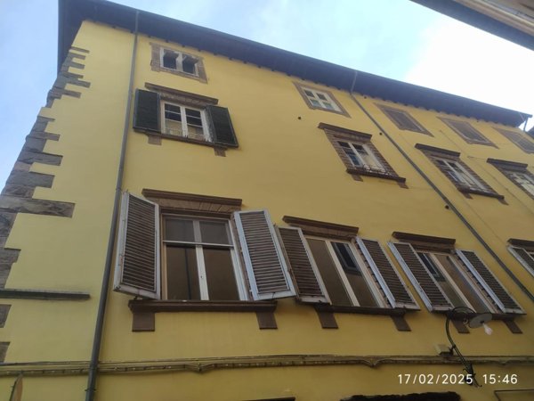 appartamento in vendita a Lucca in zona Centro Città