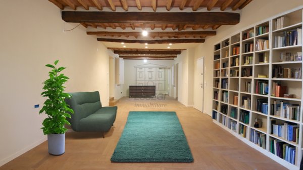 appartamento in vendita a Lucca in zona Centro Città