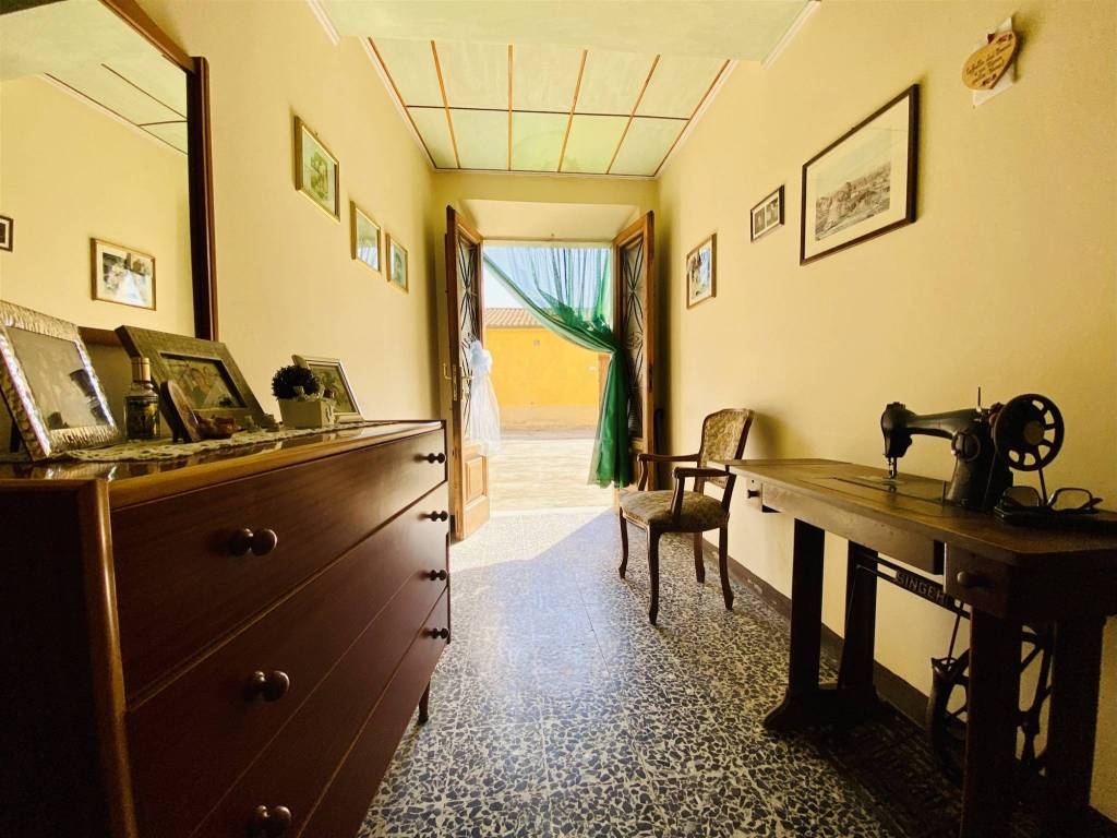 casa indipendente in vendita a Lucca in zona Picciorana