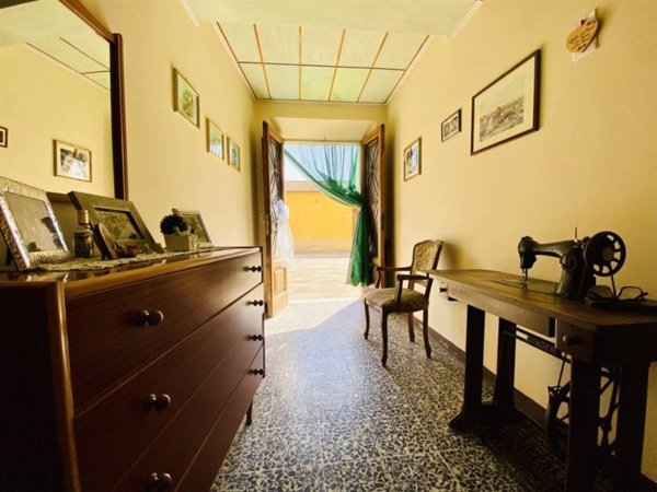casa indipendente in vendita a Lucca in zona Picciorana