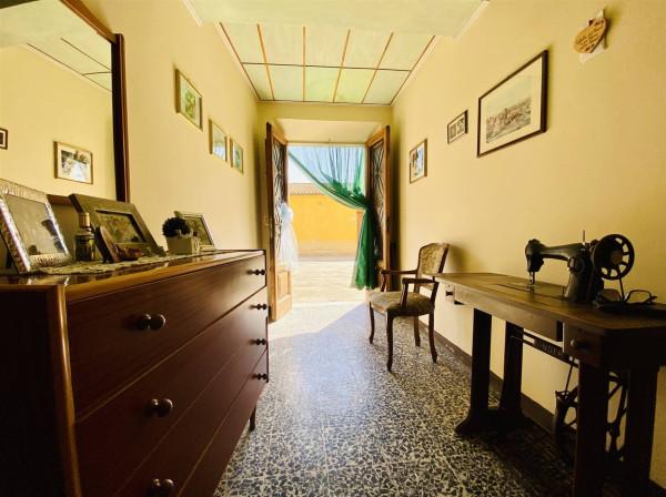 casa indipendente in vendita a Lucca in zona Picciorana