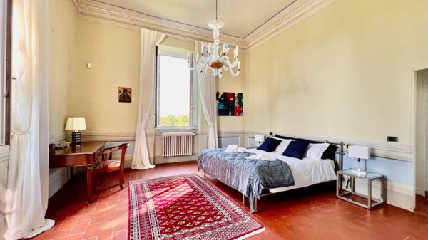 casa indipendente in vendita a Lucca in zona Centro Città