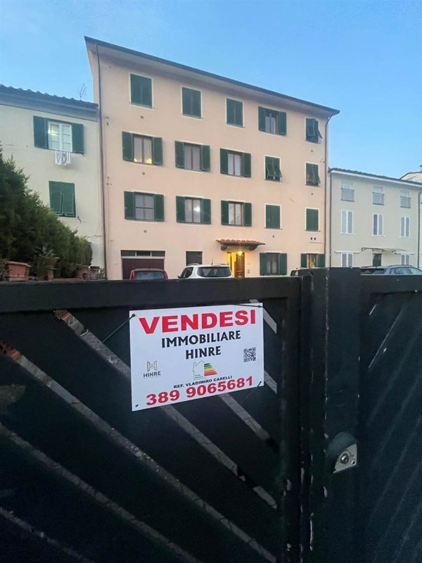 appartamento in vendita a Lucca in zona zona Sorbano