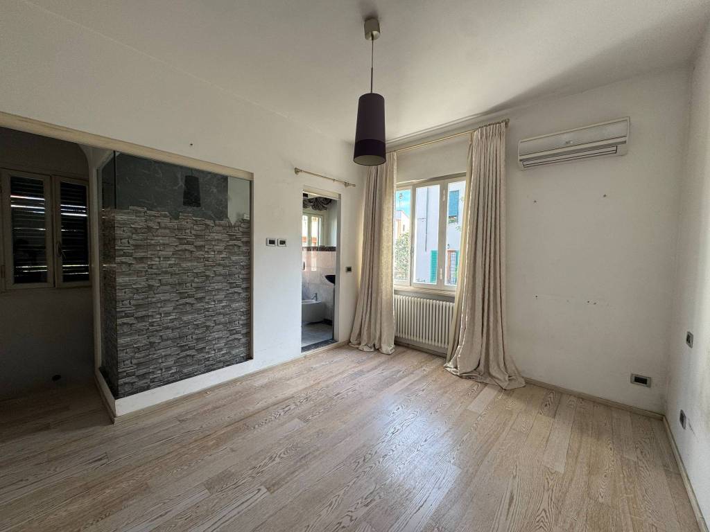 casa indipendente in vendita a Lucca in zona Sant'Anna