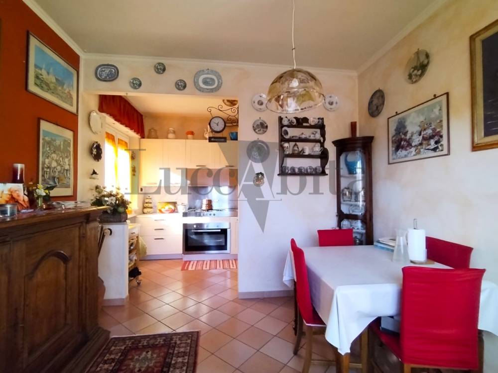 casa indipendente in vendita a Lucca in zona Zona San Concordio