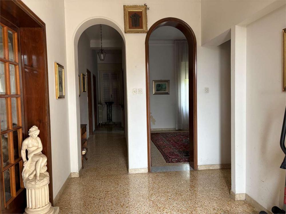 villa in vendita a Lucca in zona Ponte a Moriano