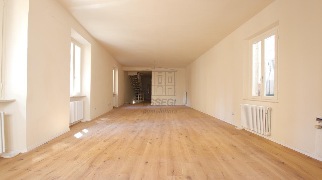 appartamento in vendita a Lucca in zona Centro Città