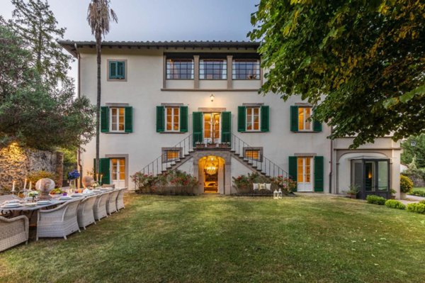 casa indipendente in vendita a Lucca in zona Vicopelago