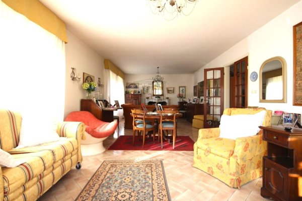 casa indipendente in vendita a Lucca in zona Ponte a Moriano
