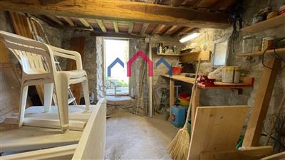 casa indipendente in vendita a Lucca in zona Centro Città