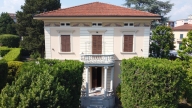casa indipendente in vendita a Lucca in zona Centro Città