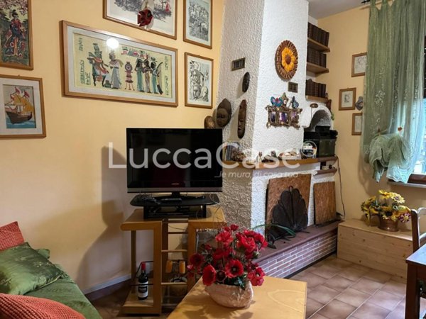 appartamento in vendita a Lucca in zona Ponte a Moriano