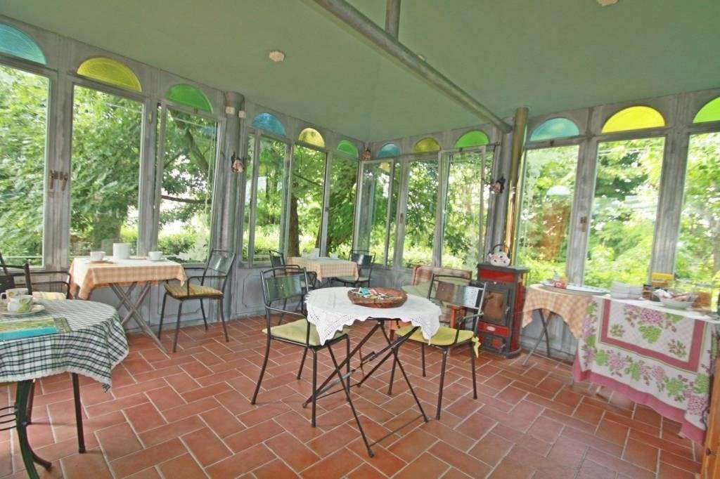 casa indipendente in vendita a Lucca