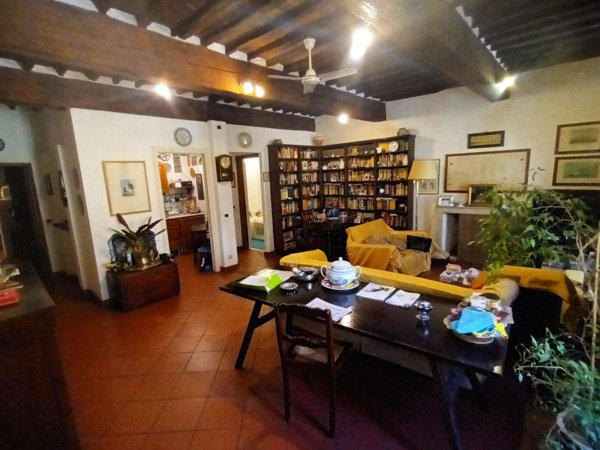 appartamento in vendita a Lucca in zona Centro Città