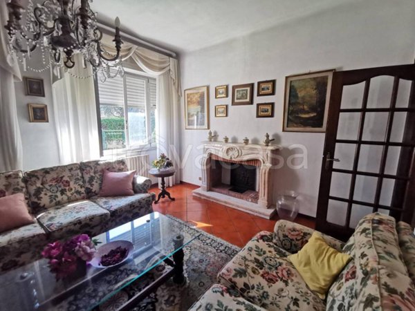 casa indipendente in vendita a Lucca in zona Zona San Concordio
