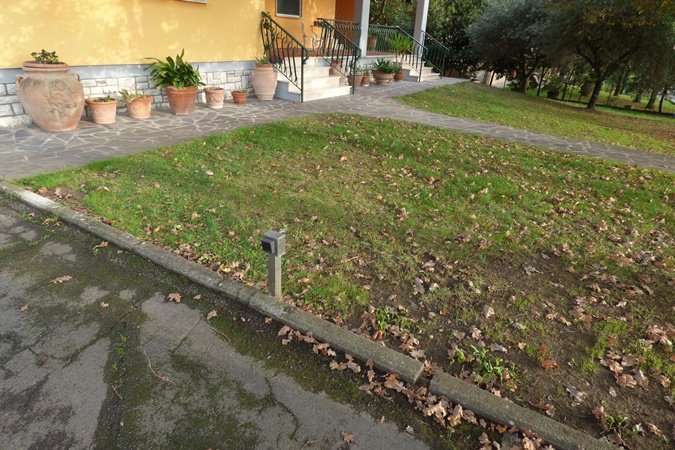 casa indipendente in vendita a Lucca