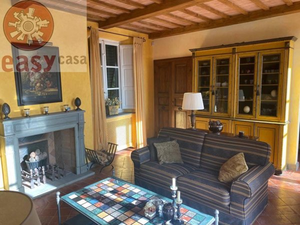 casa indipendente in vendita a Lucca in zona San Quirico di Moriano