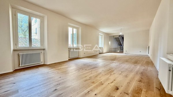 appartamento in vendita a Lucca in zona Centro Città