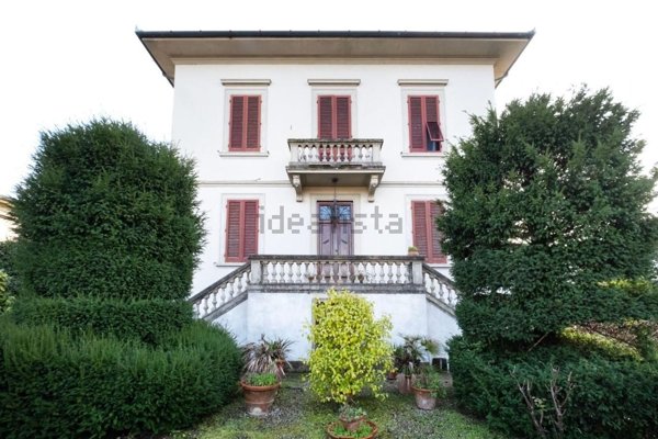 casa indipendente in vendita a Lucca in zona Zona San Concordio