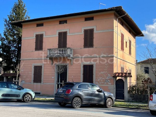 casa indipendente in vendita a Lucca in zona Sant'Anna
