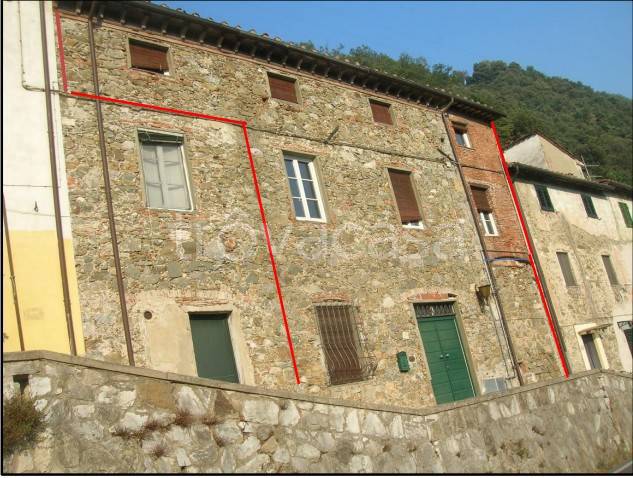 casa indipendente in vendita a Lucca in zona zona San Marco