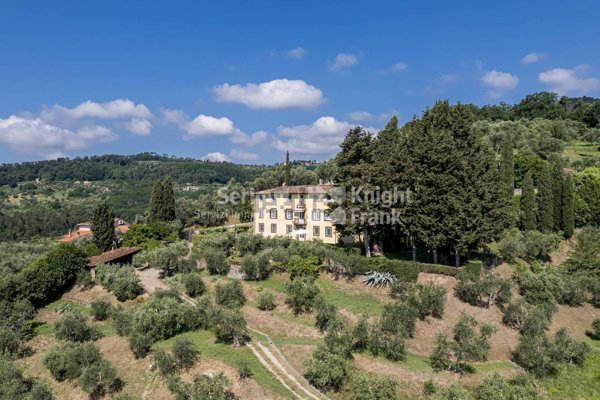 casa indipendente in vendita a Lucca in zona Mutigliano