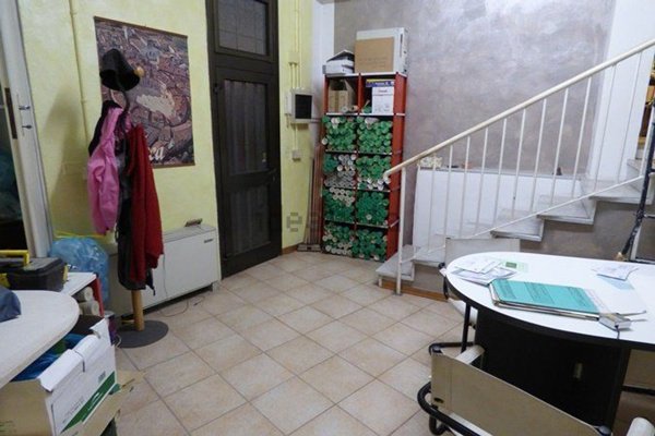 ufficio in vendita a Lucca in zona Centro Città