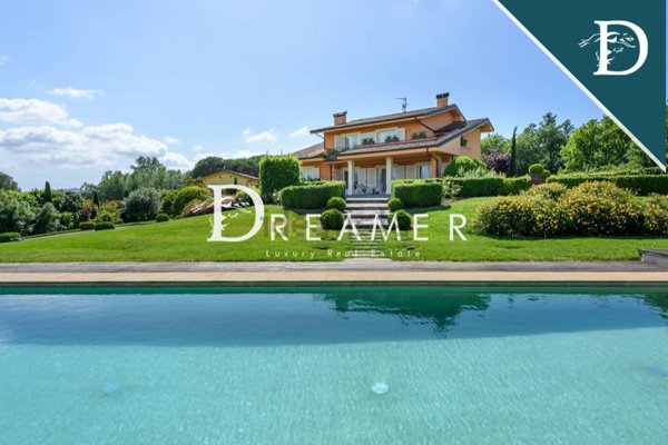 casa indipendente in vendita a Lucca in zona Sant'Alessio