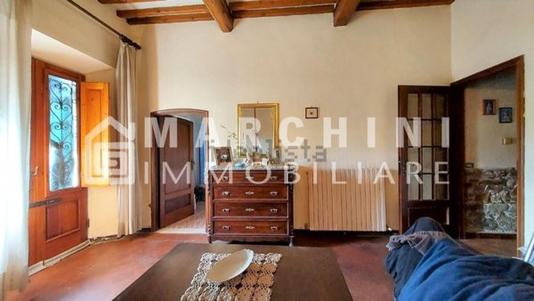 casa indipendente in vendita a Lucca