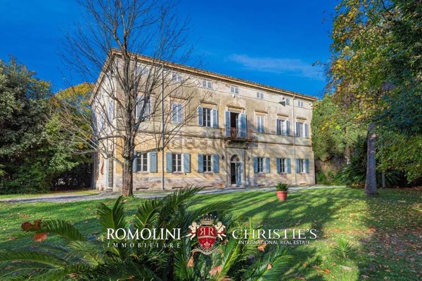 casa indipendente in vendita a Lucca in zona Ponte a Moriano