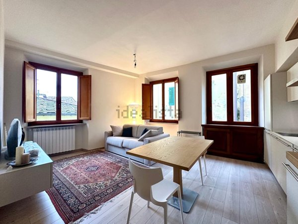 appartamento in vendita a Lucca in zona Centro Città