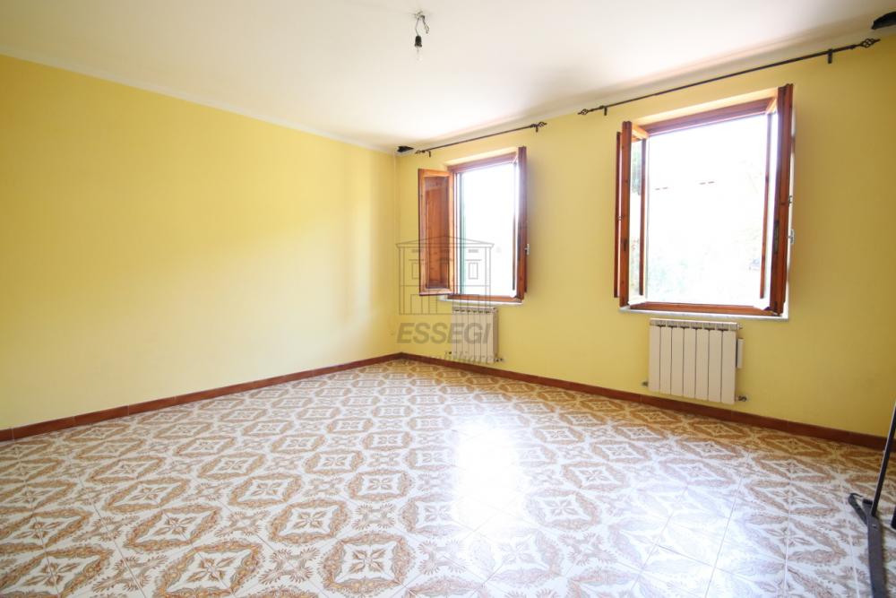 casa indipendente in vendita a Lucca in zona Ponte a Moriano